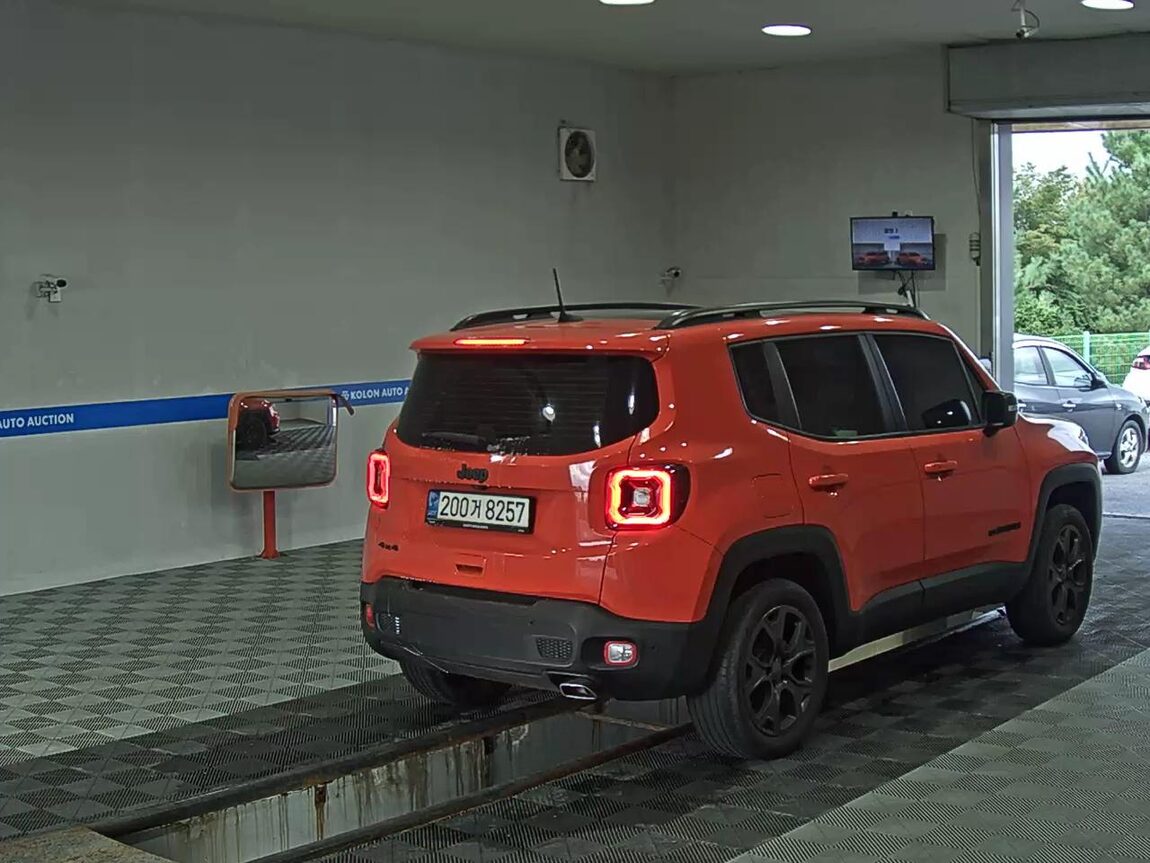 JEEP RENEGADE 2.4 GASOLINE AWD 80TH ANNIVERSARY 2021 - zdjęcie 5