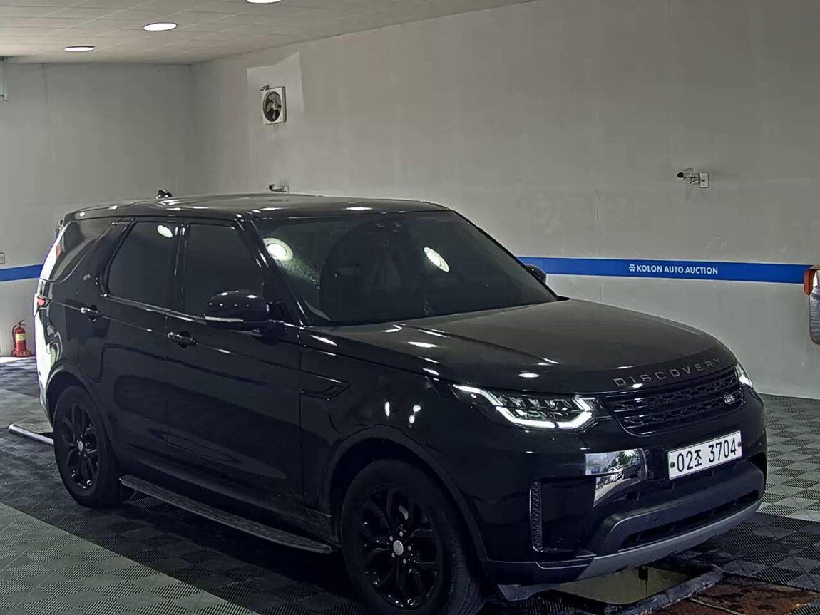 LAND ROVER DISCOVERY 5 2.0 SD4 SE 2018 - zdjęcie 3