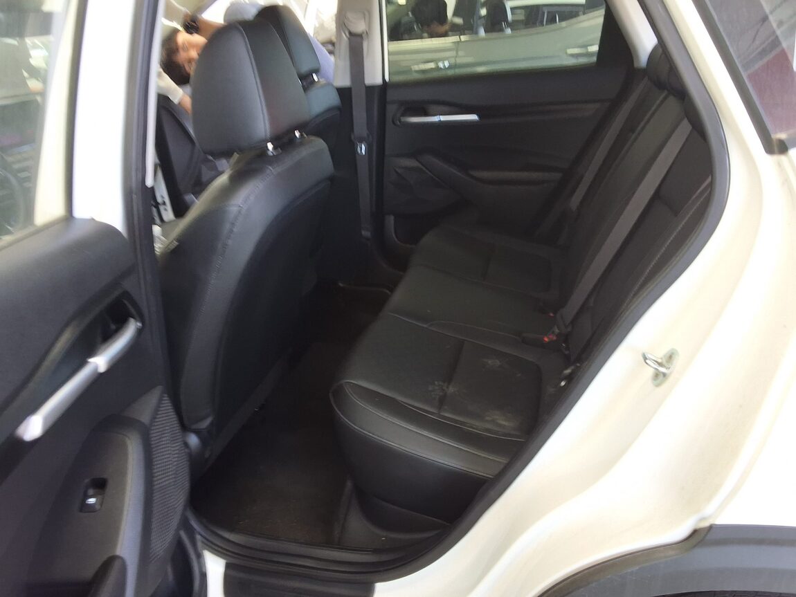 KIA SELTOS 1.6 GASOLINE 2WD PRESTIGE 2020 - zdjęcie 12