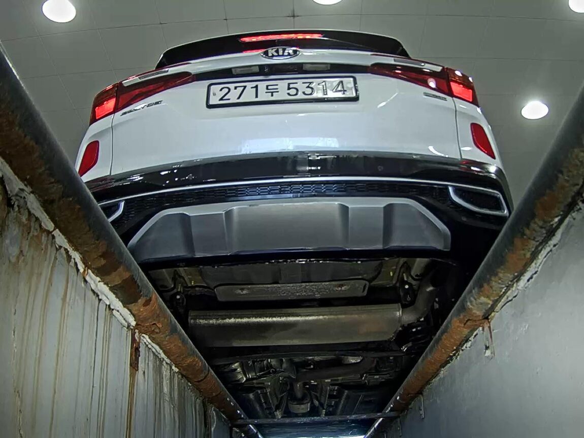 KIA SELTOS 1.6 GASOLINE 2WD PRESTIGE 2020 - zdjęcie 8