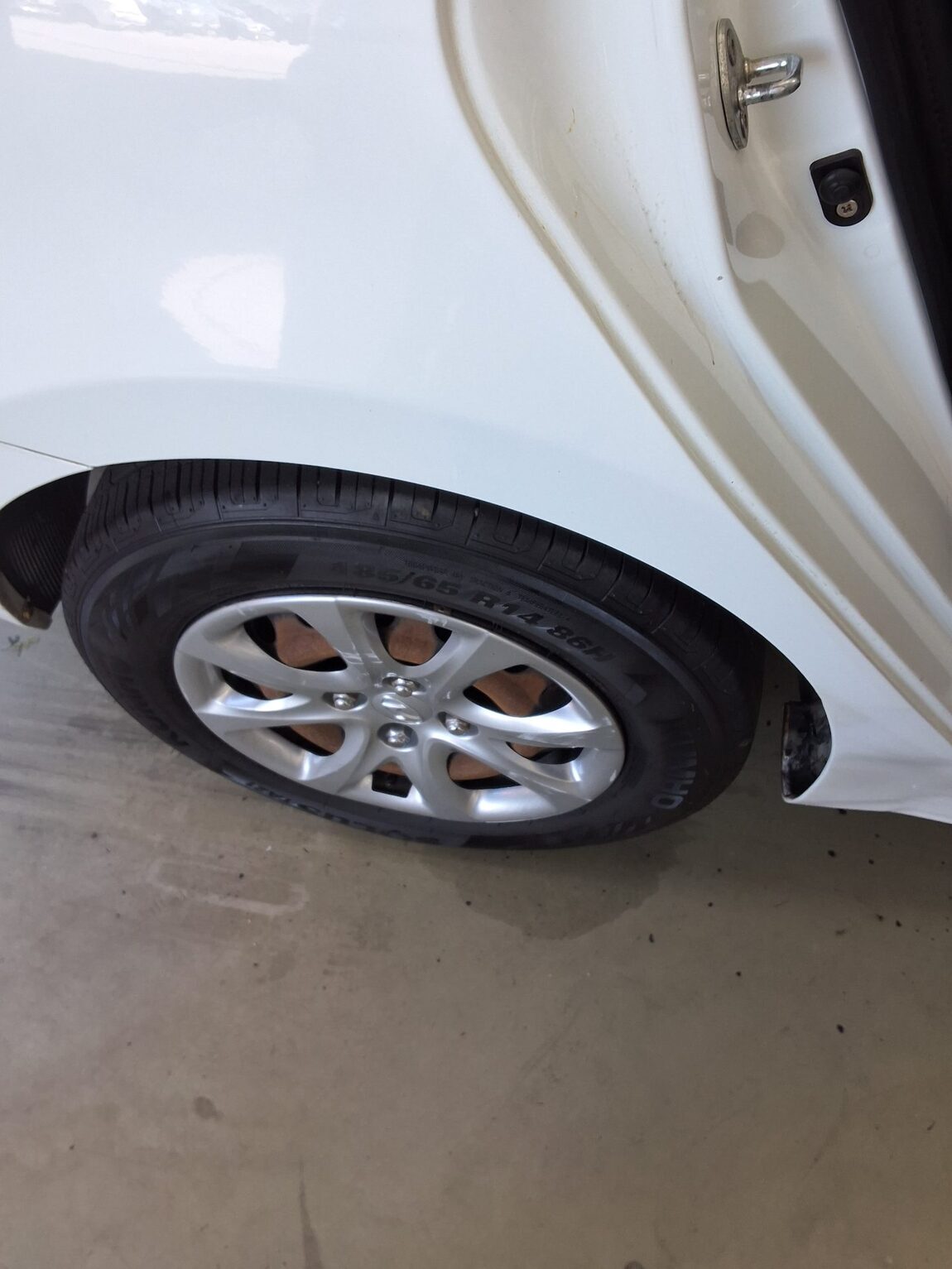 HYUNDAI NEW ACCENT 1.6 VGT LUXURY 2012 - zdjęcie 23