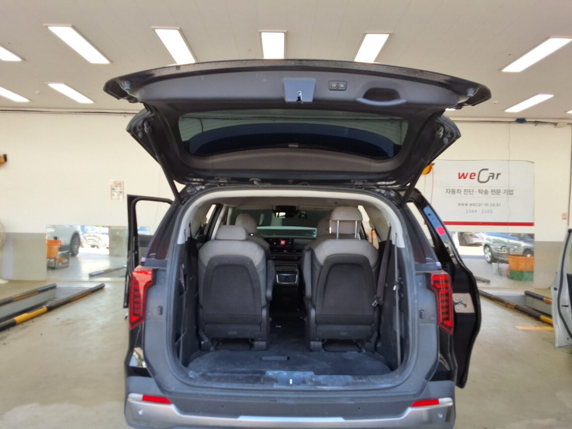 KIA THE NEW CARNIVAL (KA4) 9-SEATER DIESEL NOBLESSE 2024 - zdjęcie 16