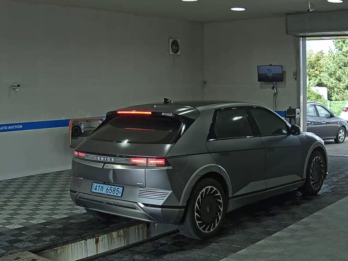 HYUNDAI IONIQ 5 EV AWD LONG RANGE PRESTIGE 2022 - zdjęcie 5