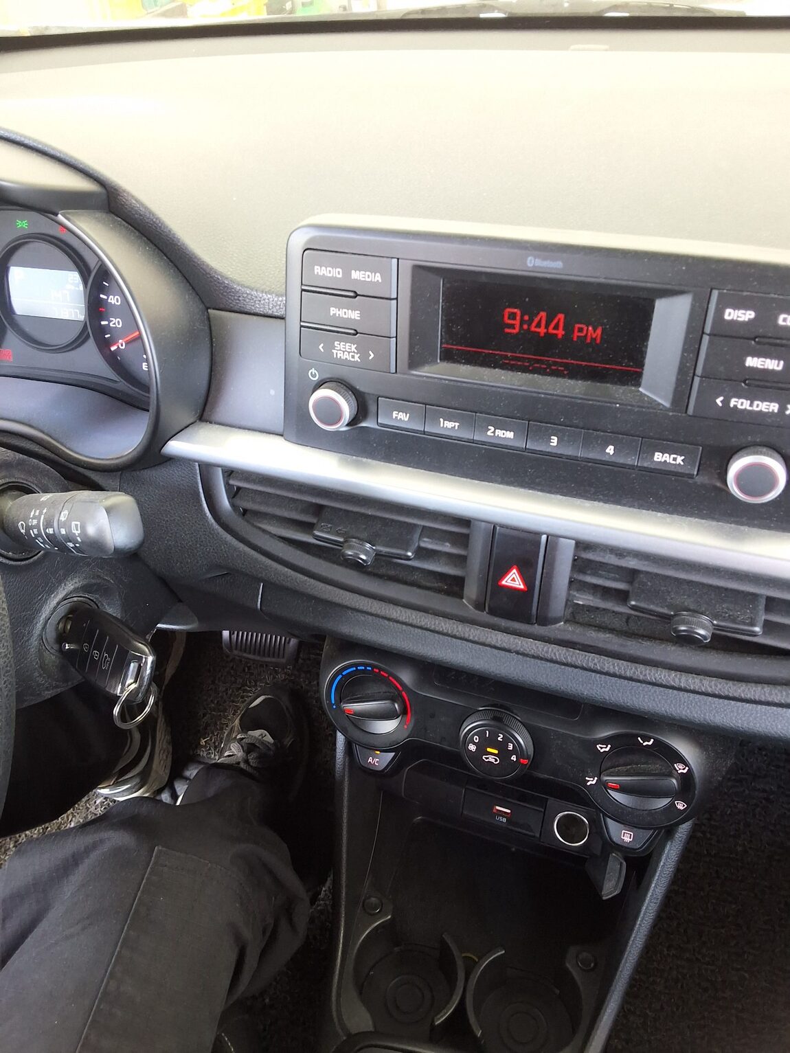KIA MORNING URBAN 1.0 GASOLINE FOR SPECIAL SALE 2022 - zdjęcie 17