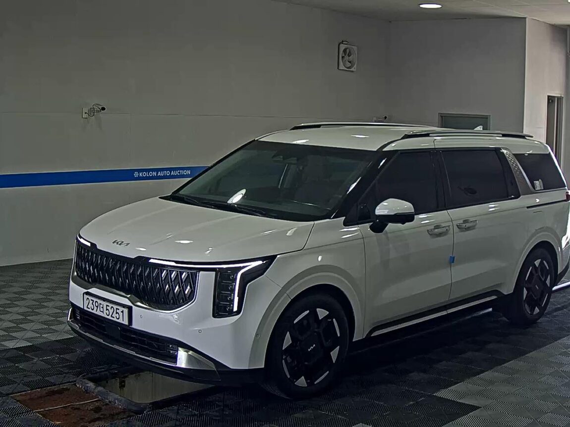 KIA THE NEW CARNIVAL (KA4) 9-SEATER DIESEL SIGNATURE 2024 - zdjęcie 2
