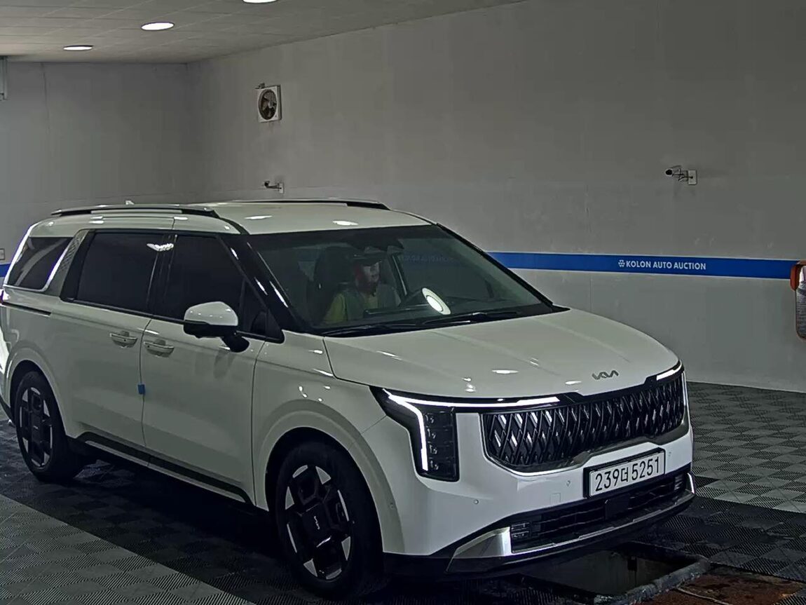 KIA THE NEW CARNIVAL (KA4) 9-SEATER DIESEL SIGNATURE 2024 - zdjęcie 3