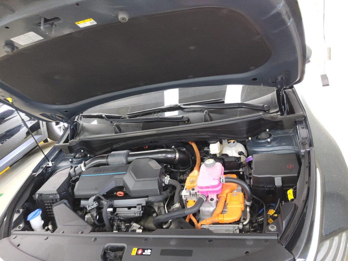 KIA THE ALL NEW SPORTAGE HYBRID 1.6 HEV SIGNATURE 2022 - zdjęcie 20