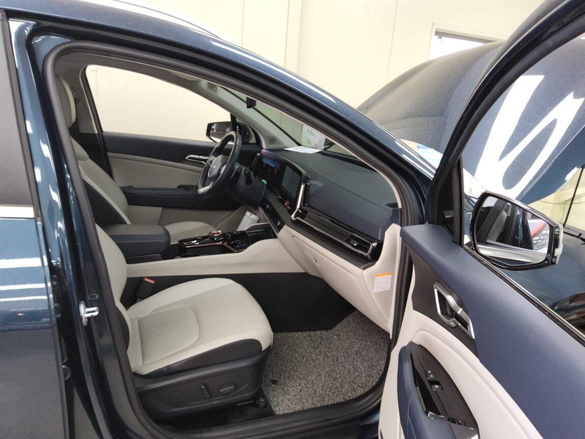 KIA THE ALL NEW SPORTAGE HYBRID 1.6 HEV SIGNATURE 2022 - zdjęcie 14