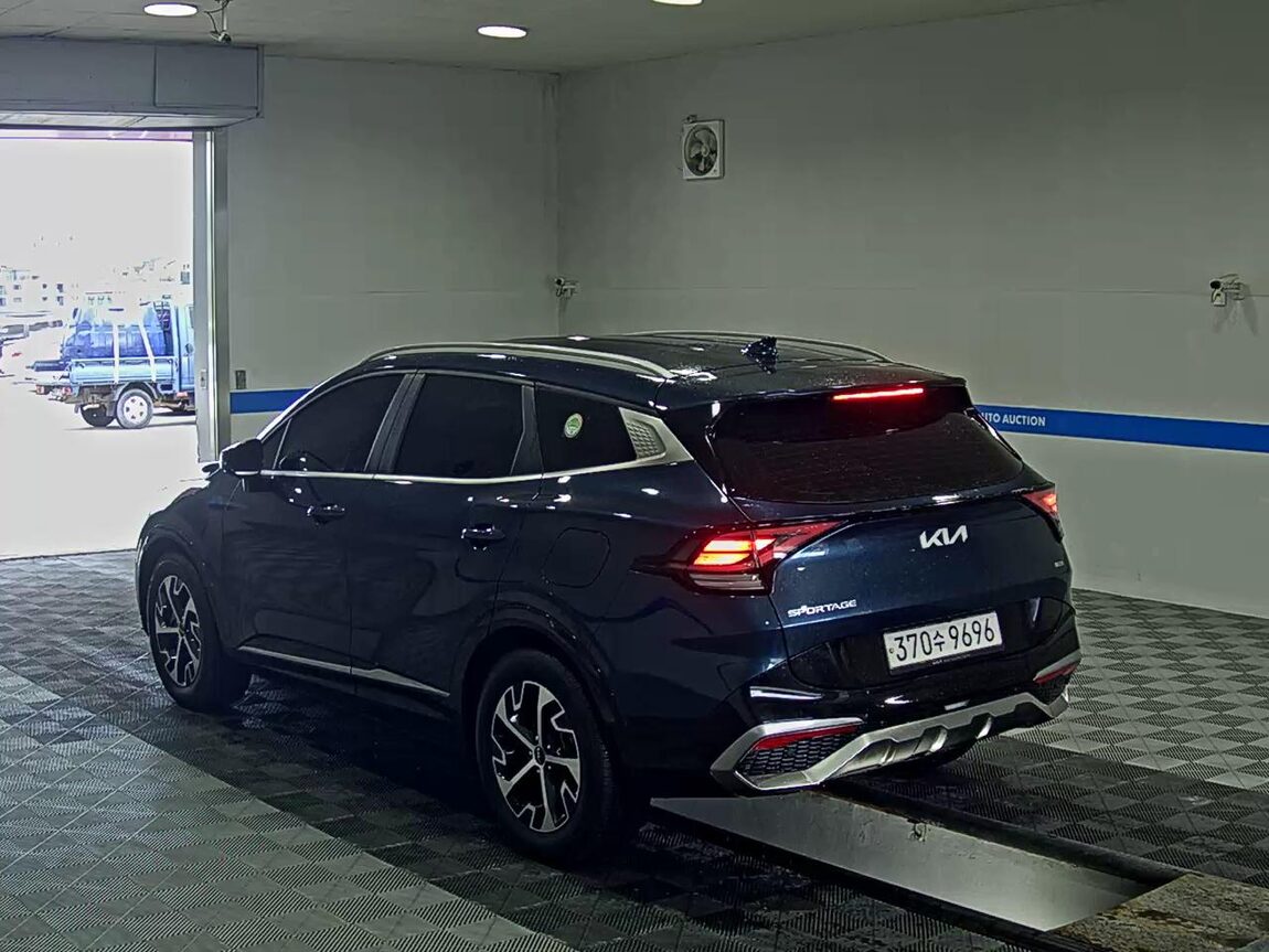 KIA THE ALL NEW SPORTAGE HYBRID 1.6 HEV SIGNATURE 2022 - zdjęcie 6