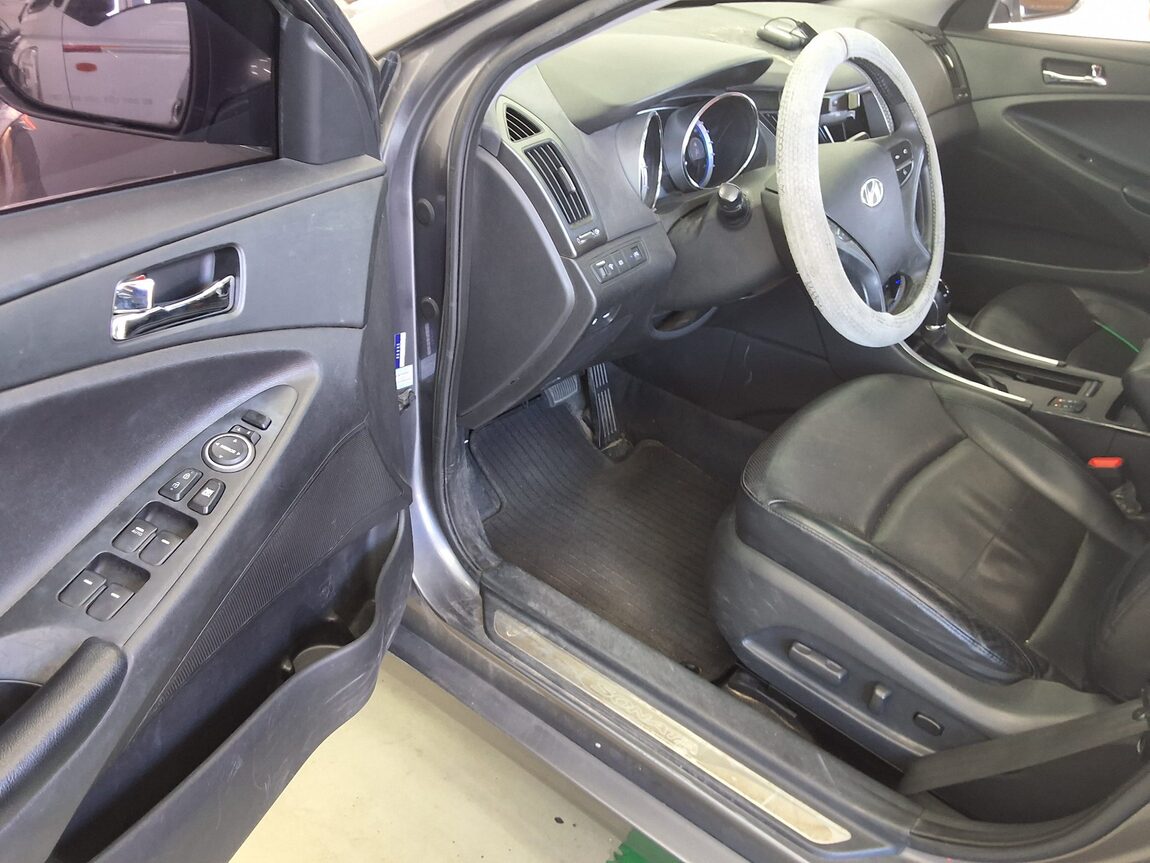 HYUNDAI YF SONATA LPI RENTAL CAR TOP 2012 - zdjęcie 10