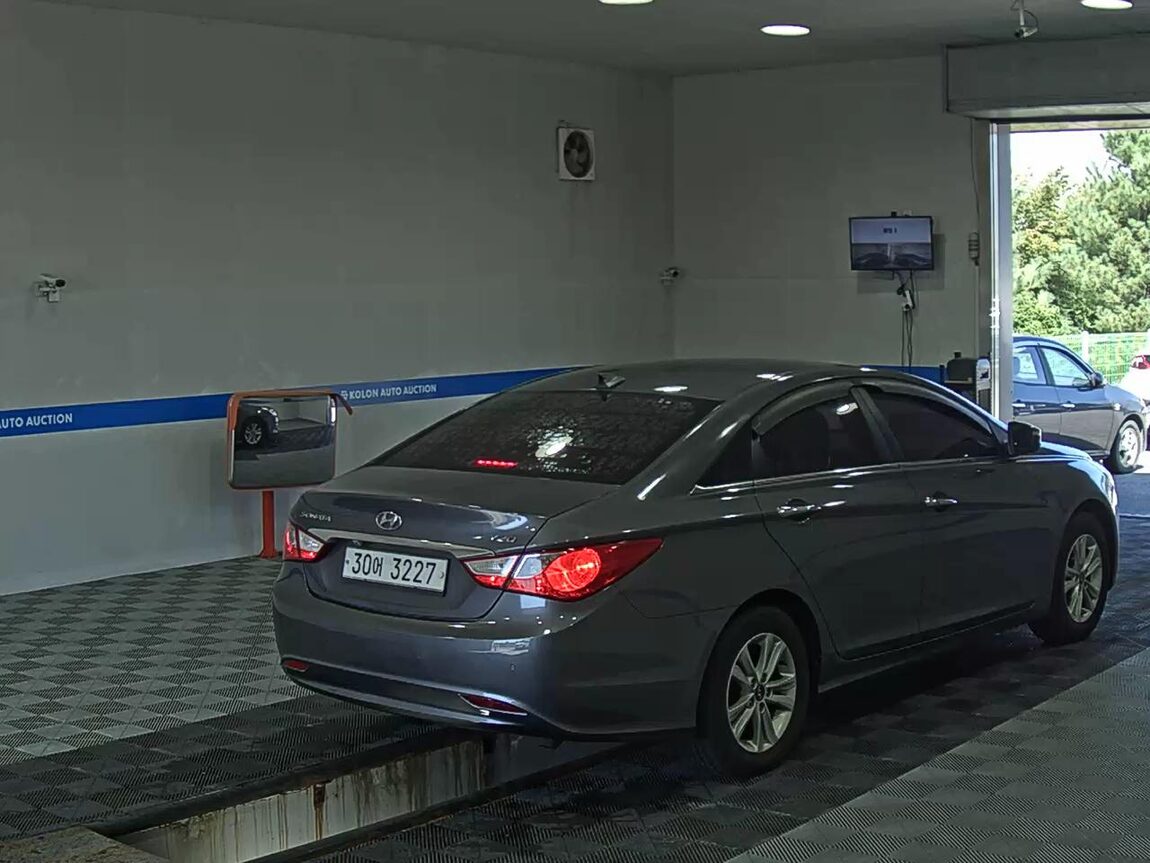 HYUNDAI YF SONATA LPI RENTAL CAR TOP 2012 - zdjęcie 5