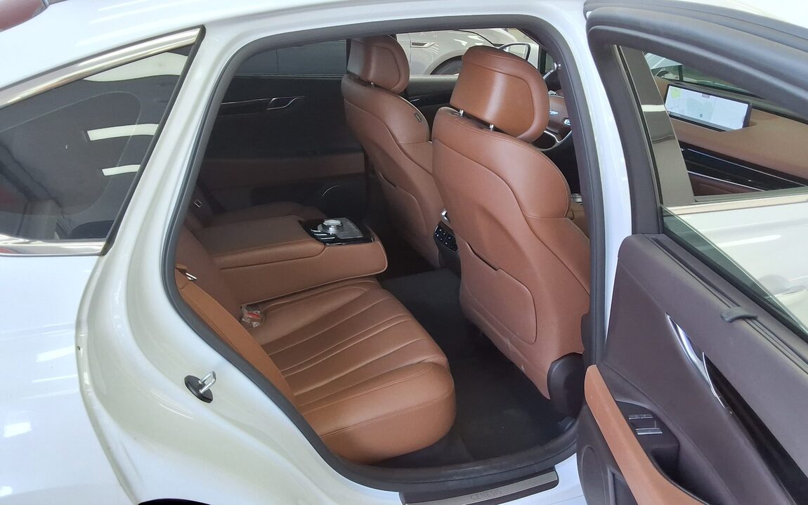 GENESIS THE ALL NEW G80 GASOLINE 2.5 2WD BASE MODEL 2024 - zdjęcie 13