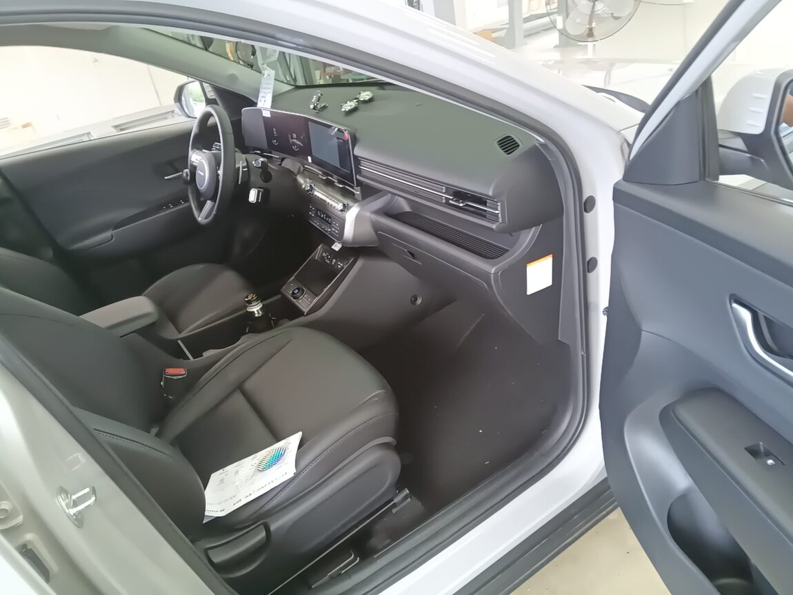 HYUNDAI THE ALL NEW KONA HYBRID 1.6 HEV MODERN 2024 - zdjęcie 14