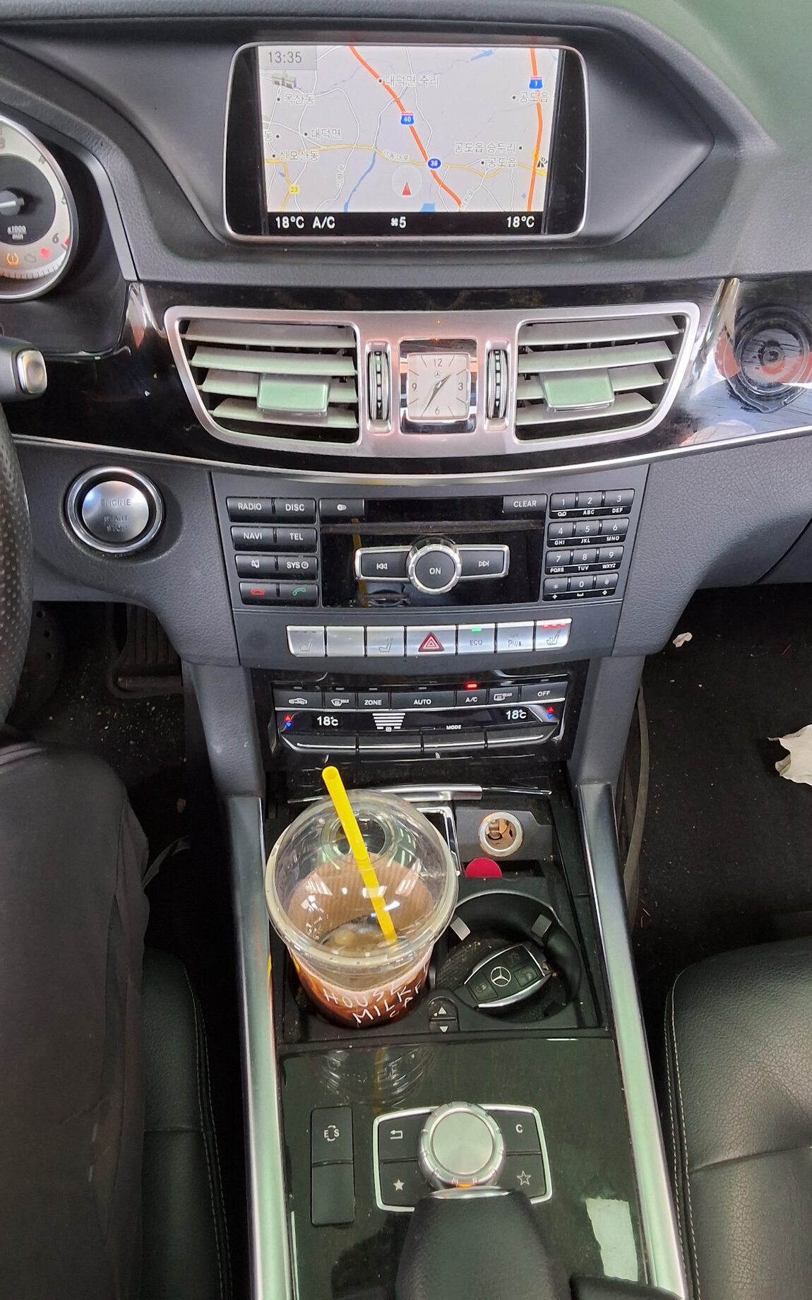 MERCEDES-BENZ E-CLASS (4TH GEN) E250 CDI 4MATIC 2014 - zdjęcie 18