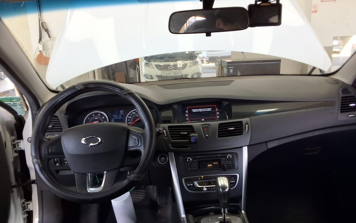 RENAULT (SAMSUNG) NEW SM5 PLATINUM LPLi RENTAL CAR PREMIUM MODEL 2014 - zdjęcie 11