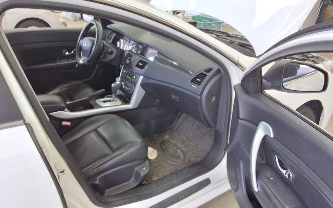 RENAULT (SAMSUNG) NEW SM5 PLATINUM LPLi RENTAL CAR PREMIUM MODEL 2014 - zdjęcie 14