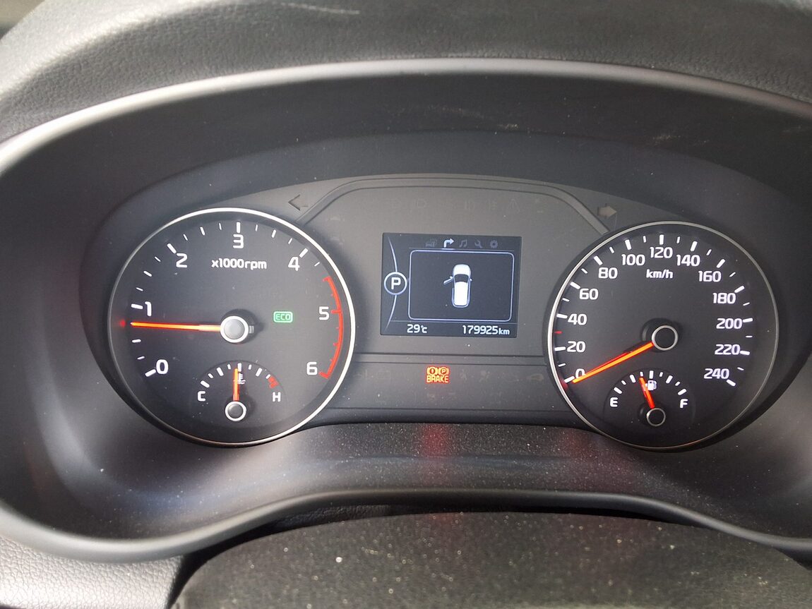 KIA NEW SPORTAGE R2.0 2WD NOBLESSE PLUS 2018 - zdjęcie 10