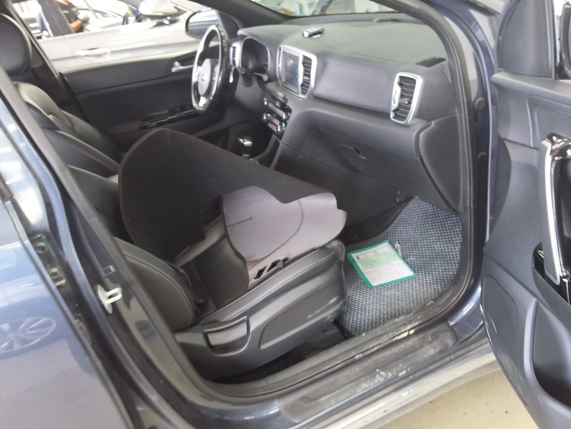 KIA NEW SPORTAGE R2.0 2WD NOBLESSE PLUS 2018 - zdjęcie 15