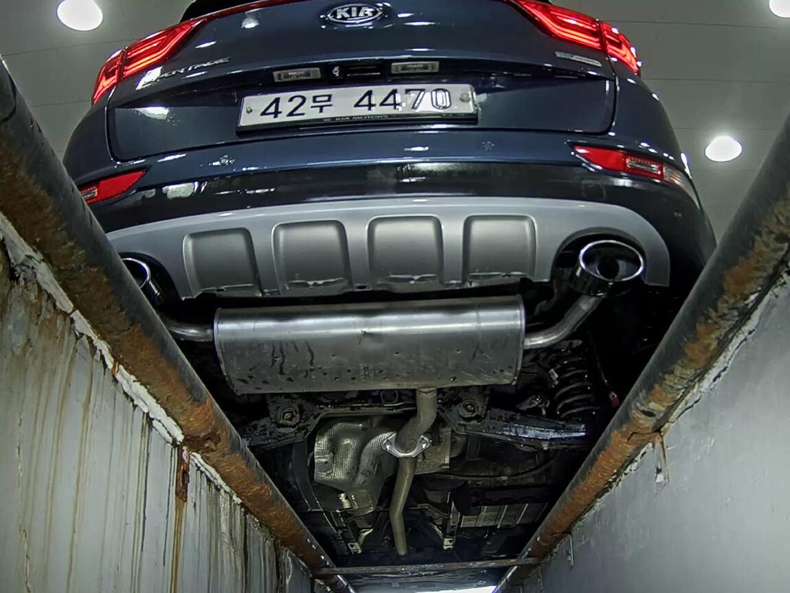 KIA NEW SPORTAGE R2.0 2WD NOBLESSE PLUS 2018 - zdjęcie 8