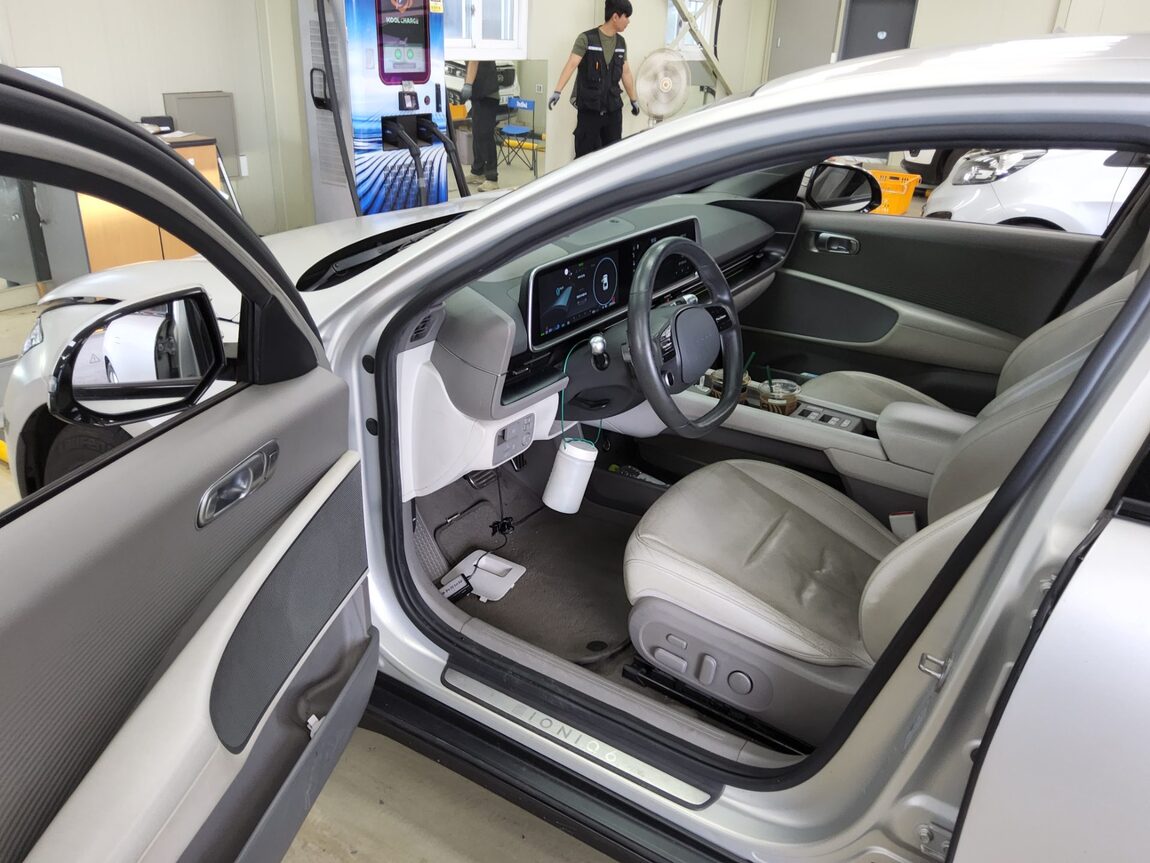 HYUNDAI IONIQ 6 LONG RANGE 2WD PRESTIGE 2023 - zdjęcie 10