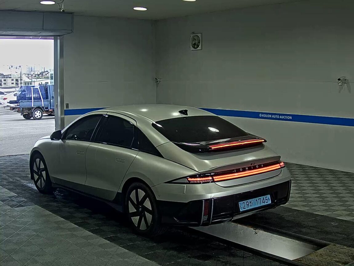 HYUNDAI IONIQ 6 LONG RANGE 2WD PRESTIGE 2023 - zdjęcie 6