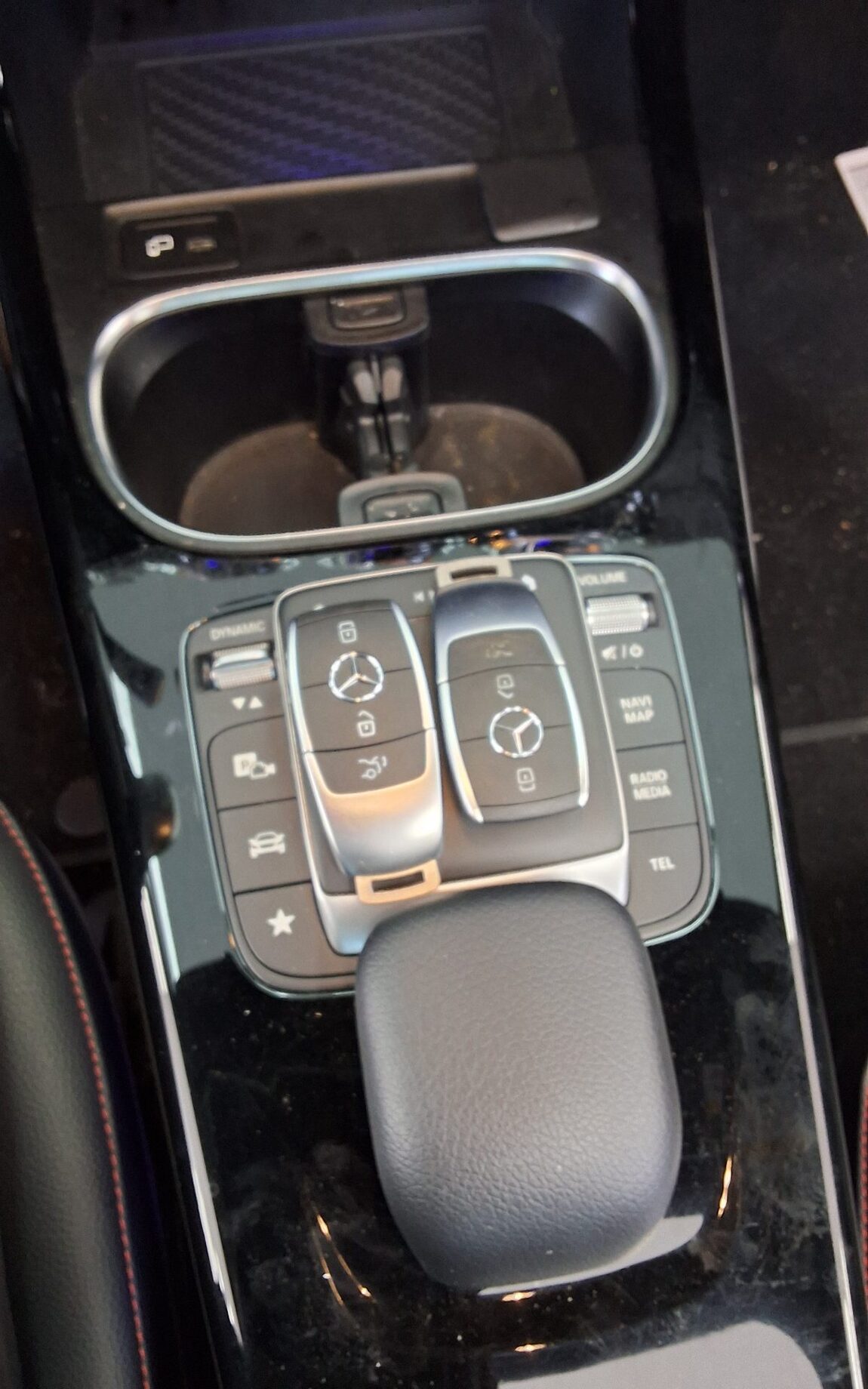 MERCEDES-BENZ CLA-CLASS (2ND GEN) CLA250 4MATIC 2021 - zdjęcie 20