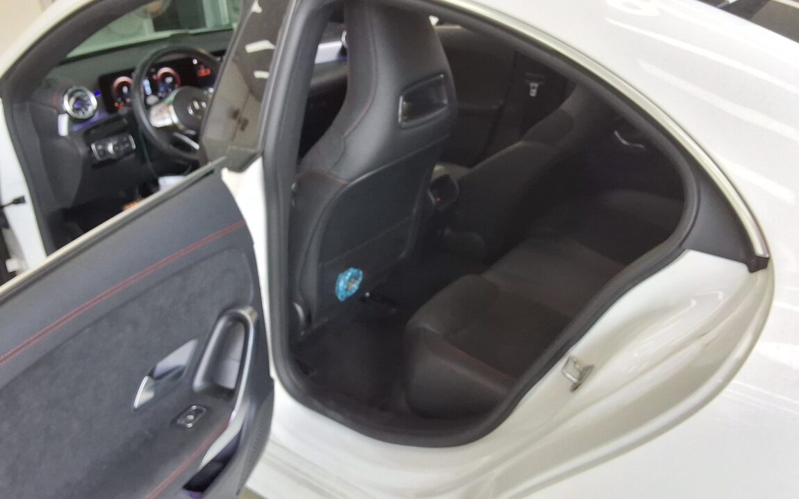 MERCEDES-BENZ CLA-CLASS (2ND GEN) CLA250 4MATIC 2021 - zdjęcie 12