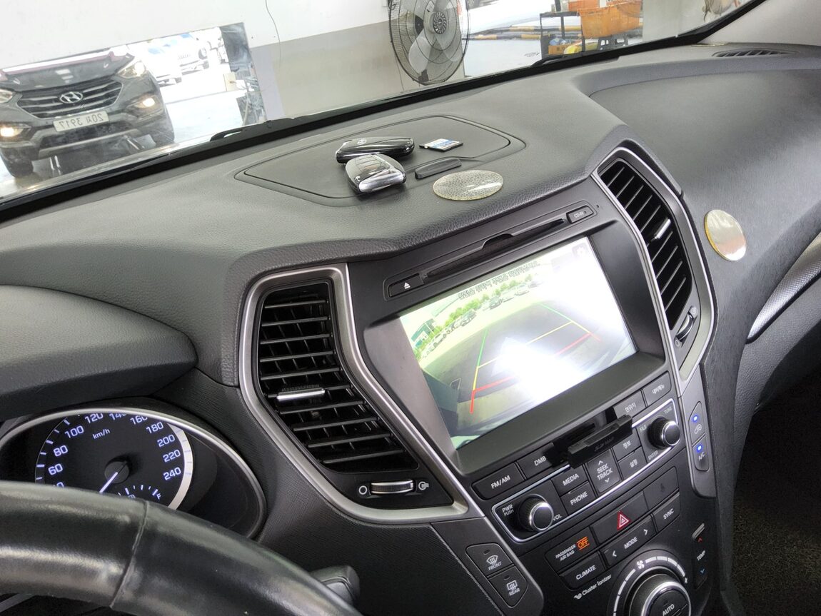 HYUNDAI SANTA FE THE PRIME DIESEL R2.0 2WD PREMIUM 2016 - zdjęcie 17