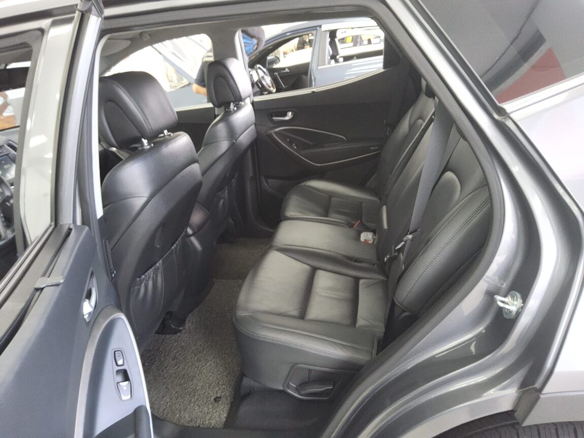 HYUNDAI SANTA FE THE PRIME DIESEL R2.0 2WD PREMIUM 2016 - zdjęcie 12