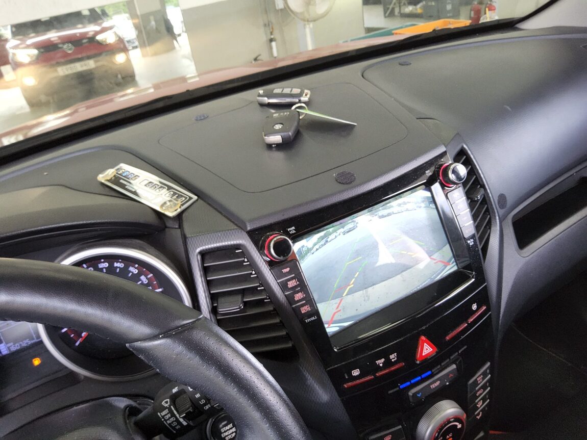 KG MOBILITY (SSANGYONG) TIVOLI AIR DIESEL 4WD IX 2016 - zdjęcie 17