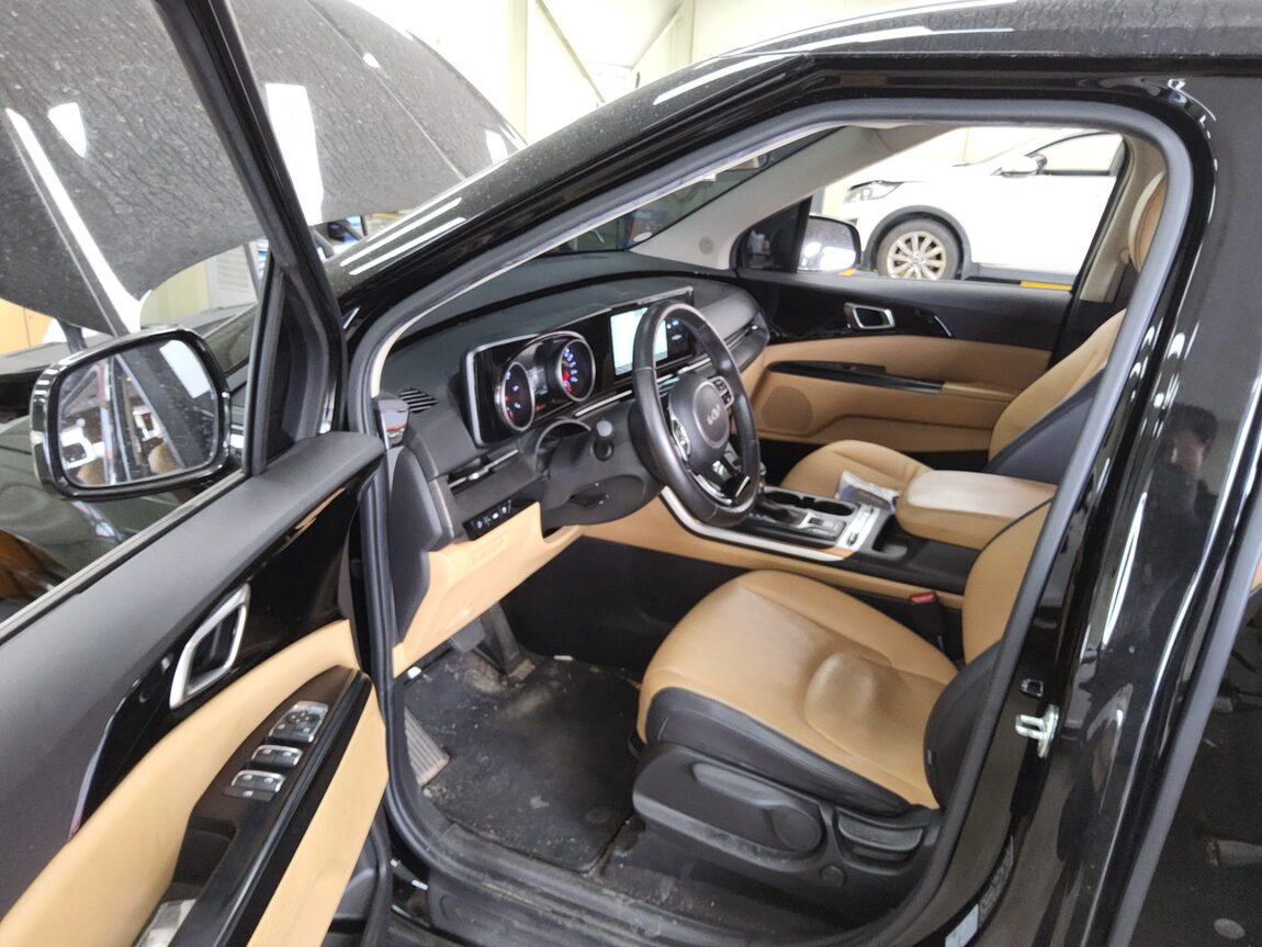KIA NEW CARNIVAL (KA4) 9-SEATER DIESEL PRESTIGE 2023 - zdjęcie 10