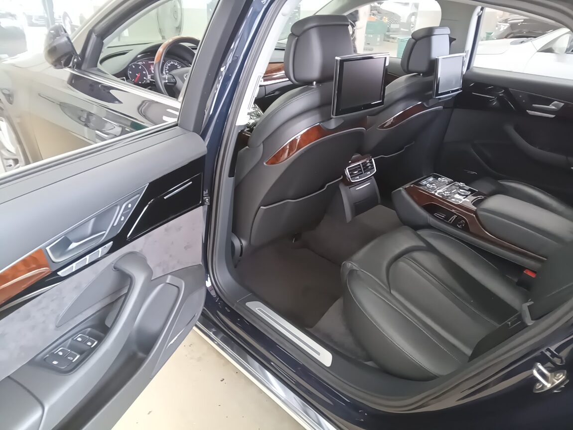 AUDI A8 (3RD GEN) 3.0 TDI QUATTRO LWB 2012 - zdjęcie 12