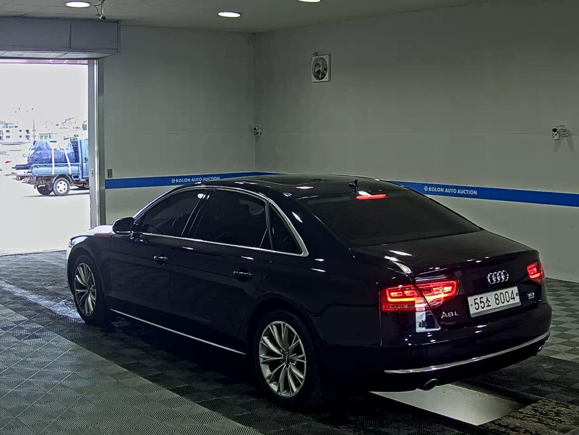 AUDI A8 (3RD GEN) 3.0 TDI QUATTRO LWB 2012 - zdjęcie 6