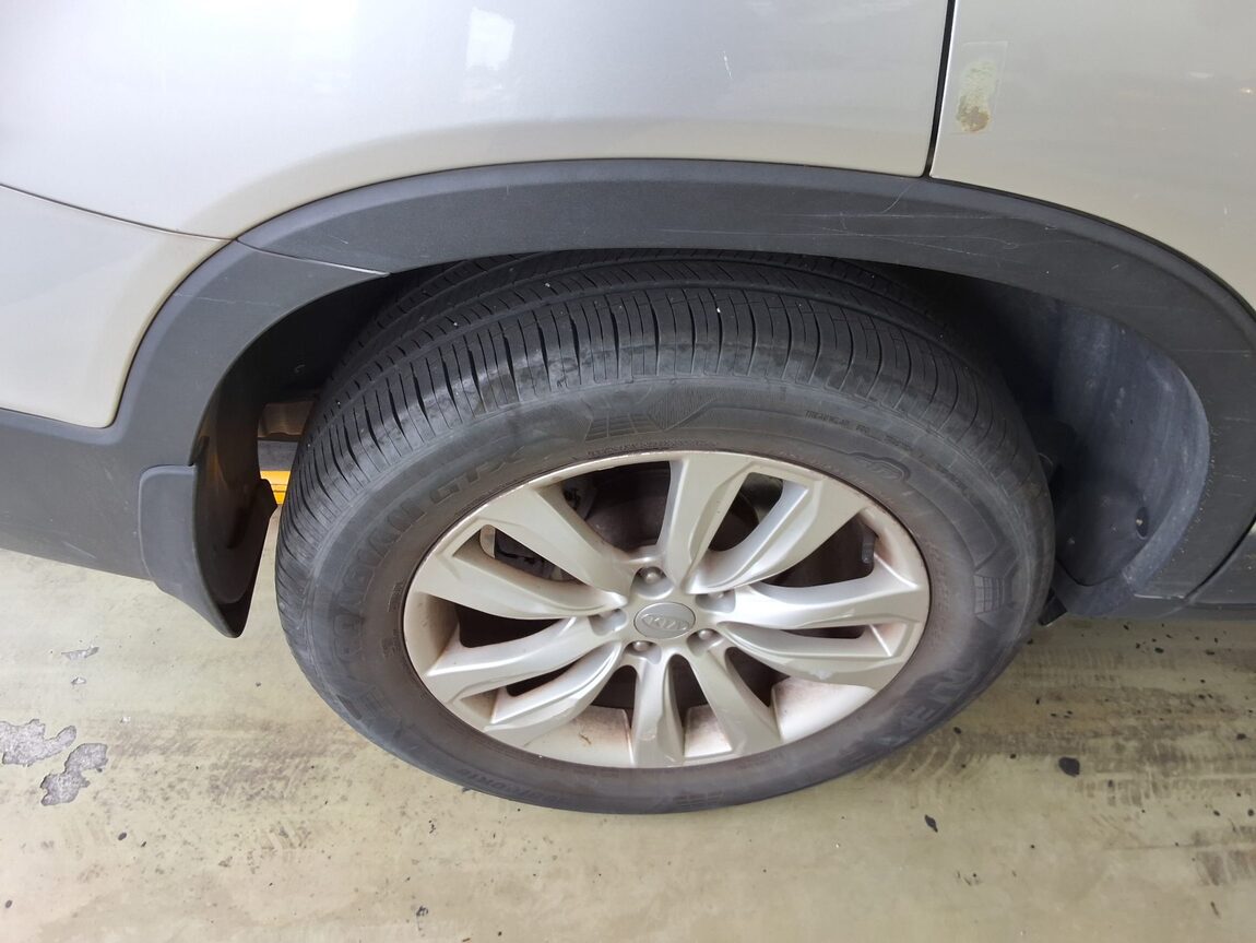 KIA SORENTO R DIESEL 2.0 2WD TLX LUXURY MODEL 2010 - zdjęcie 25