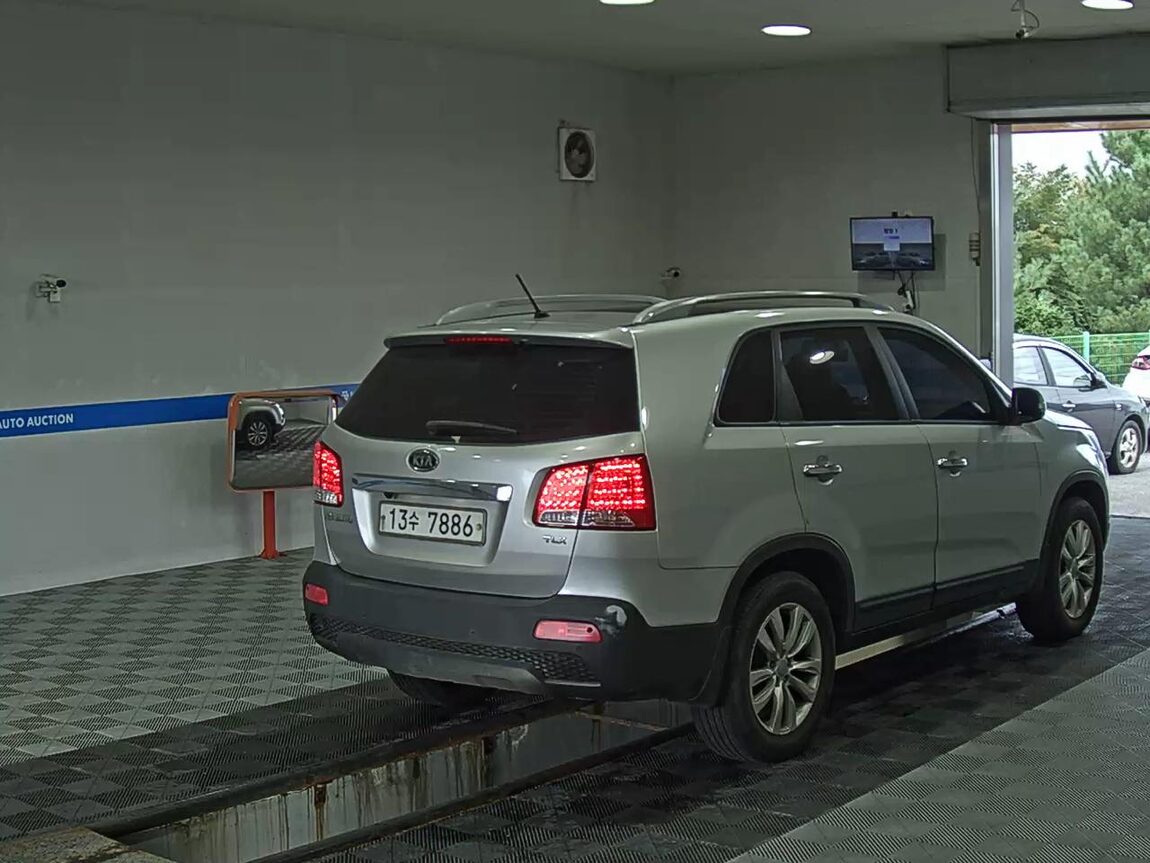 KIA SORENTO R DIESEL 2.0 2WD TLX LUXURY MODEL 2010 - zdjęcie 5