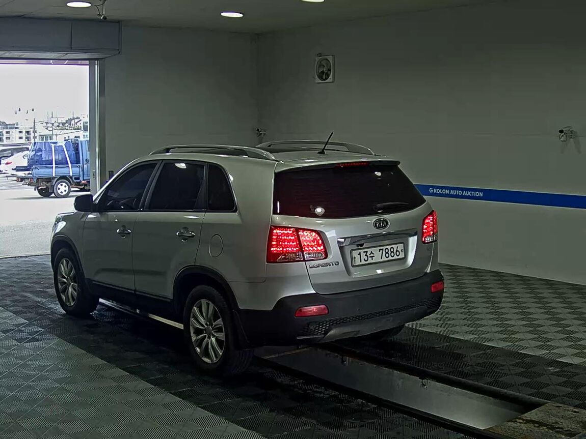 KIA SORENTO R DIESEL 2.0 2WD TLX LUXURY MODEL 2010 - zdjęcie 6