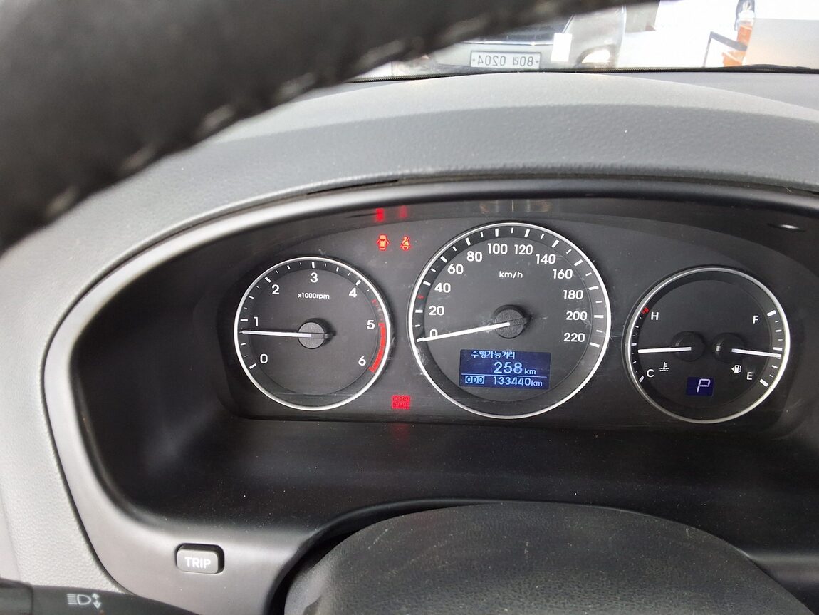 HYUNDAI THE NEW GRAND STAREX 5-SEATER DIESEL VAN SMART 2019 - zdjęcie 9
