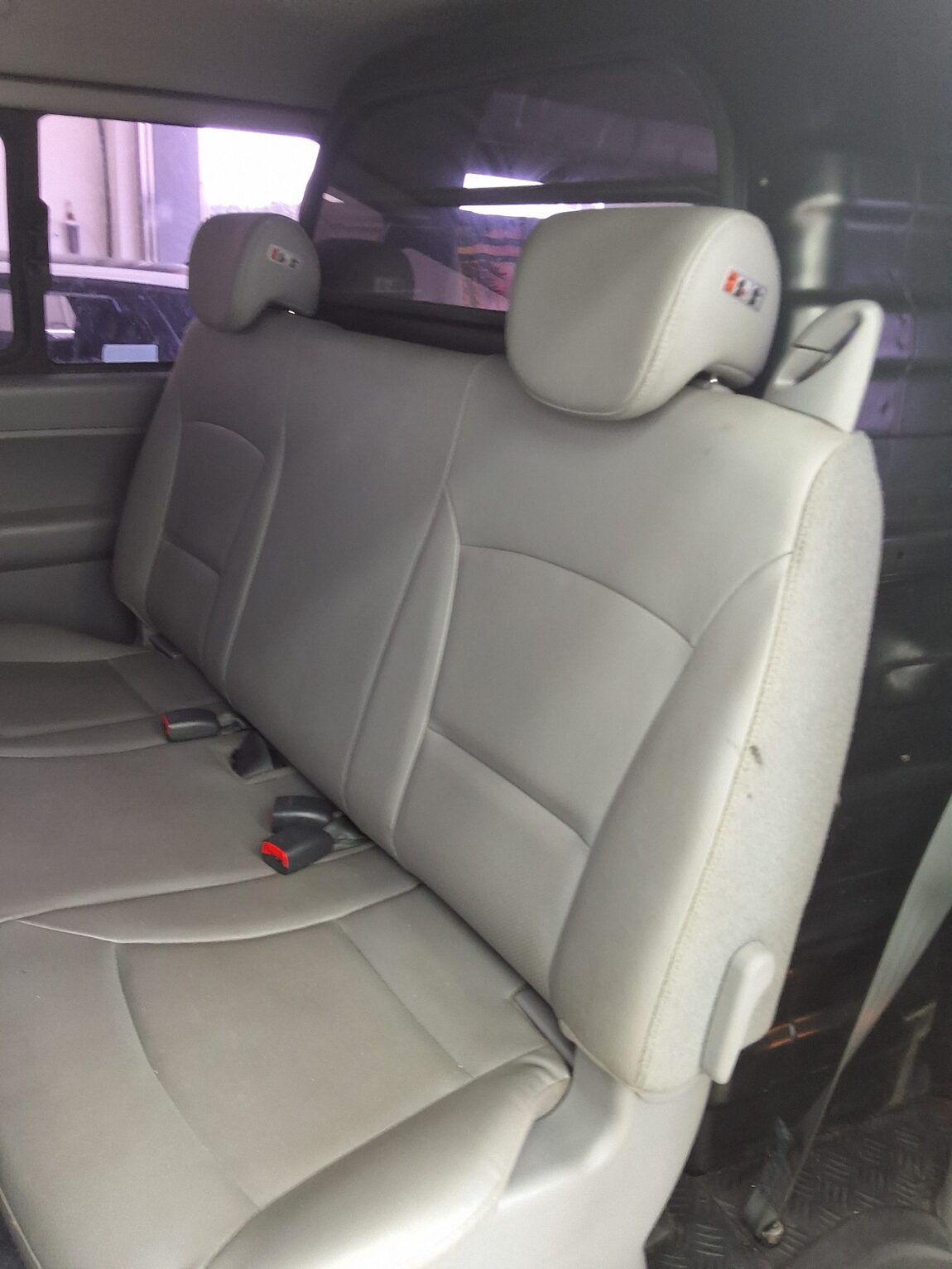 HYUNDAI THE NEW GRAND STAREX 5-SEATER DIESEL VAN SMART 2019 - zdjęcie 12