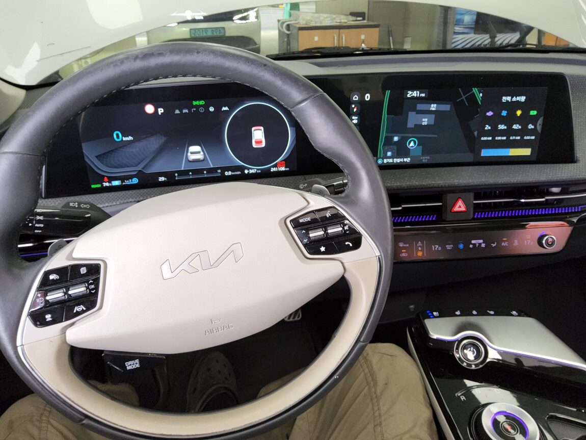 KIA EV6 LONG RANGE 2WD EARTH 2022 - zdjęcie 17