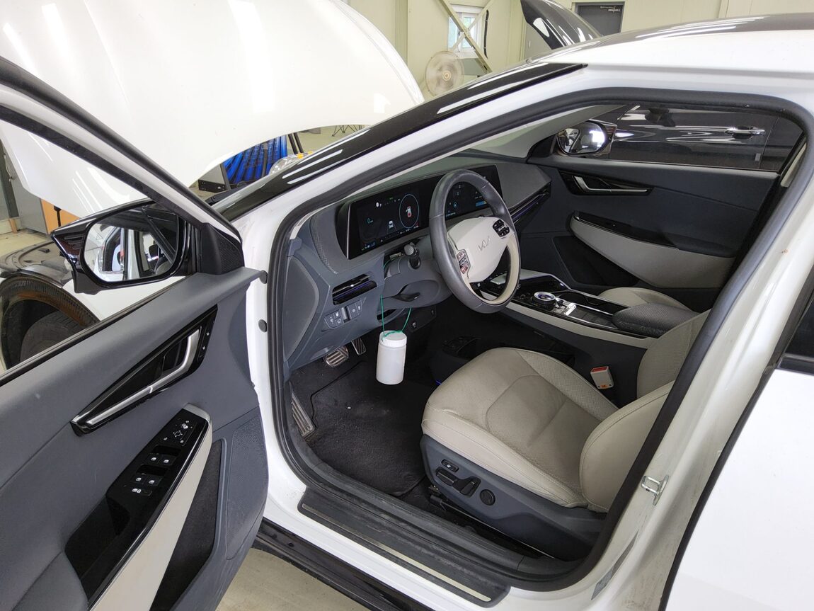 KIA EV6 LONG RANGE 2WD EARTH 2022 - zdjęcie 10