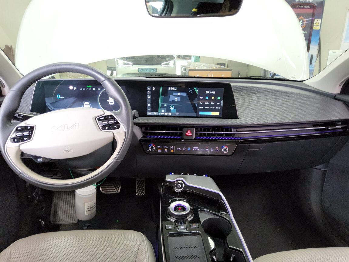 KIA EV6 LONG RANGE 2WD EARTH 2022 - zdjęcie 11