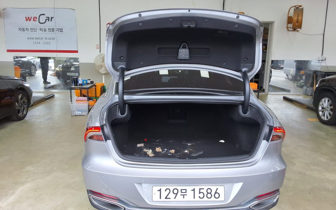 HYUNDAI THE NEW GRANDEUR IG GASOLINE 2.5 PREMIUM 2022 - zdjęcie 15