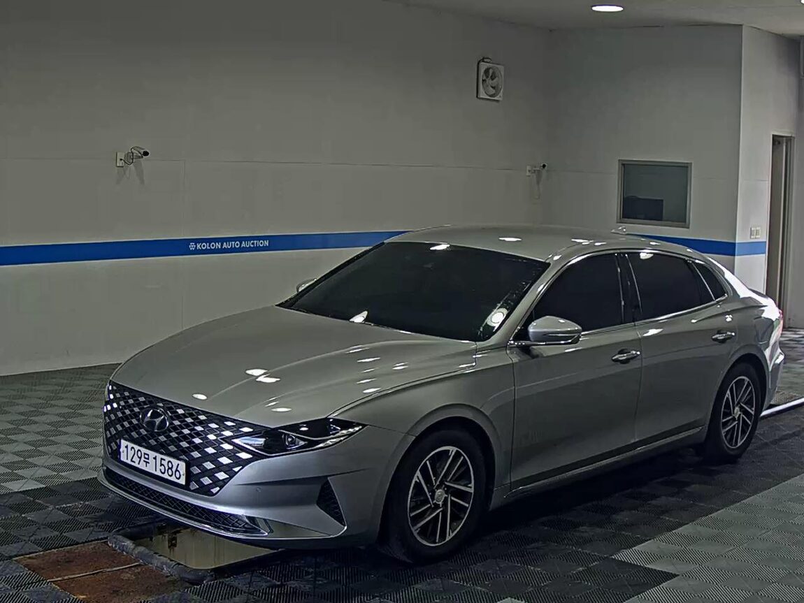 HYUNDAI THE NEW GRANDEUR IG GASOLINE 2.5 PREMIUM 2022 - zdjęcie 2