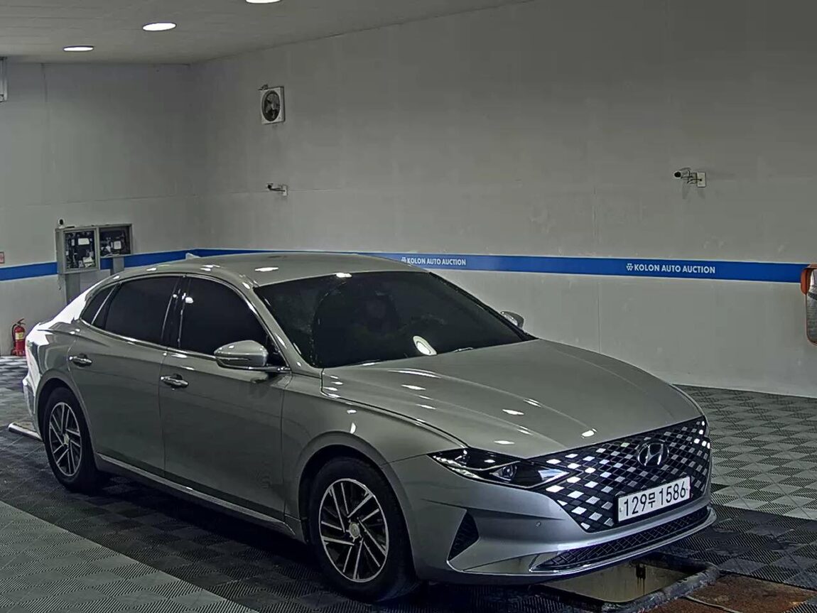 HYUNDAI THE NEW GRANDEUR IG GASOLINE 2.5 PREMIUM 2022 - zdjęcie 3