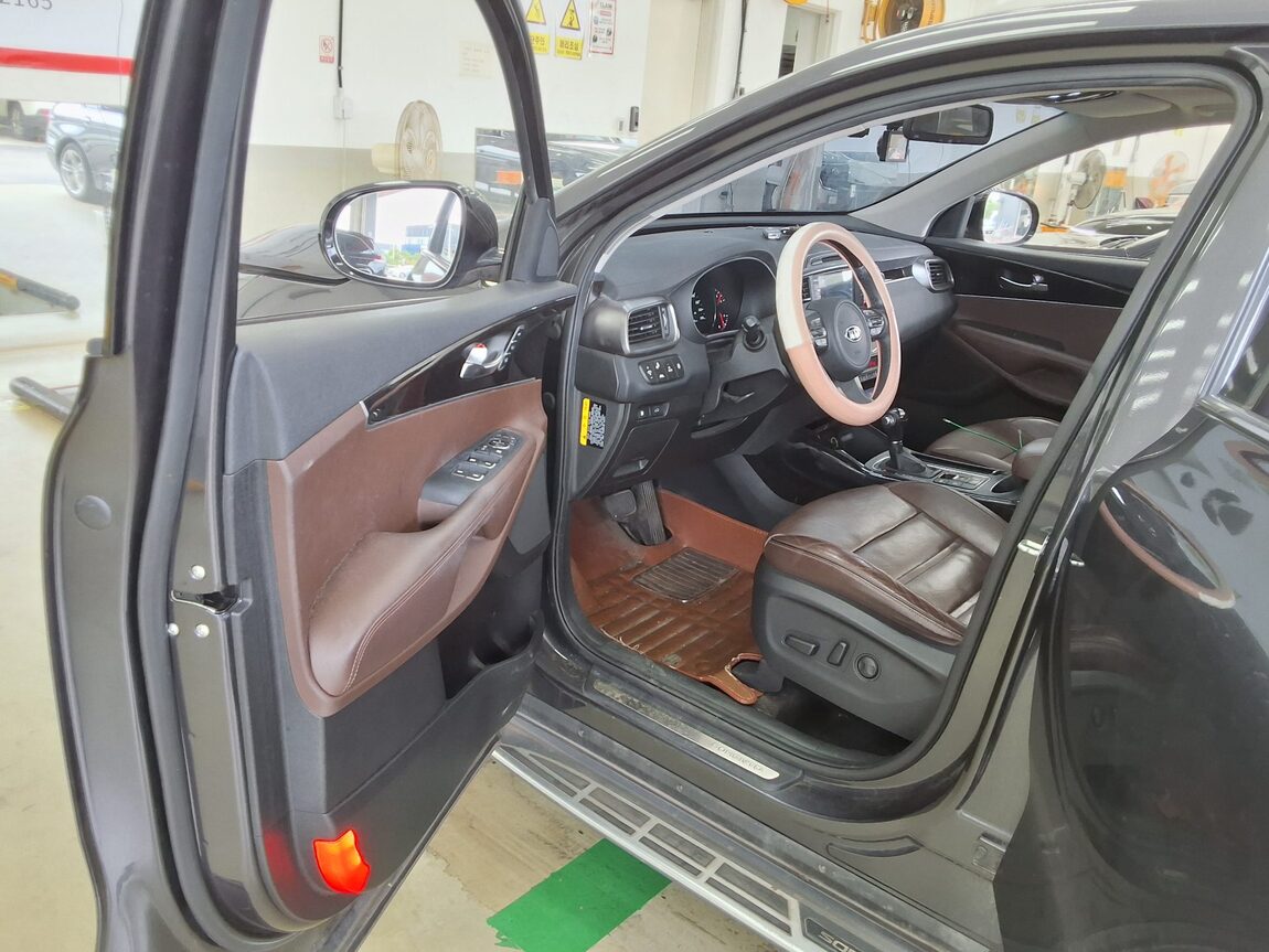KIA ALL NEW SORENTO R2.0 2WD NOBLESSE SPECIAL 2015 - zdjęcie 10