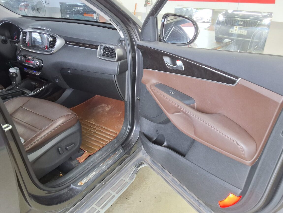 KIA ALL NEW SORENTO R2.0 2WD NOBLESSE SPECIAL 2015 - zdjęcie 14