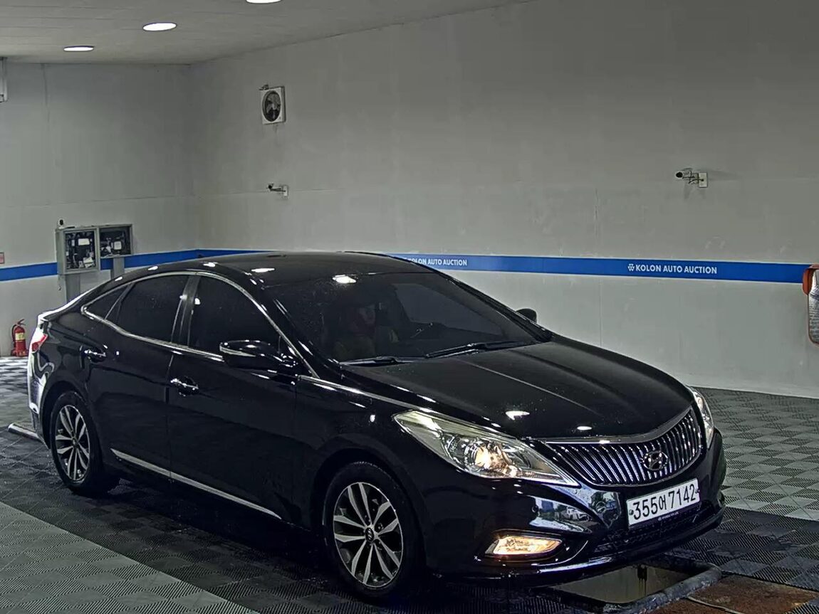 HYUNDAI GRANDEUR HG HG 240 LUXURY 2012 - zdjęcie 3