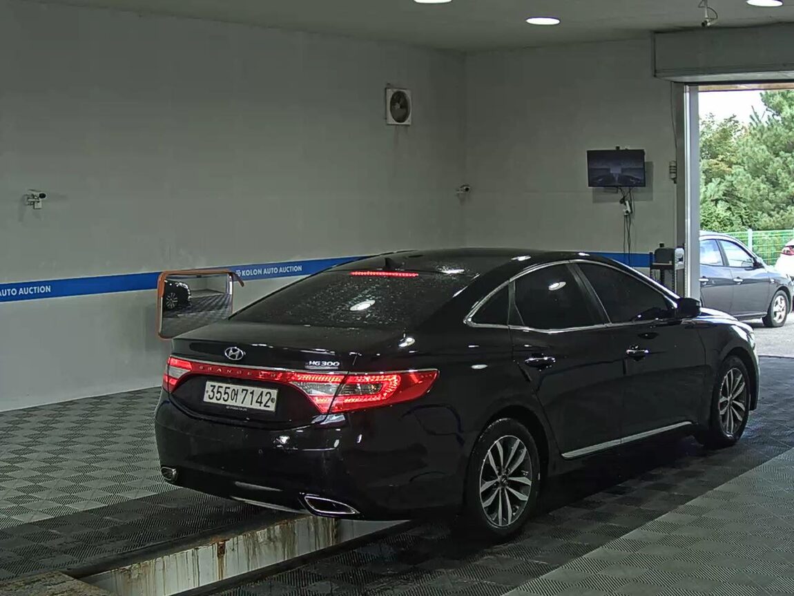 HYUNDAI GRANDEUR HG HG 240 LUXURY 2012 - zdjęcie 5