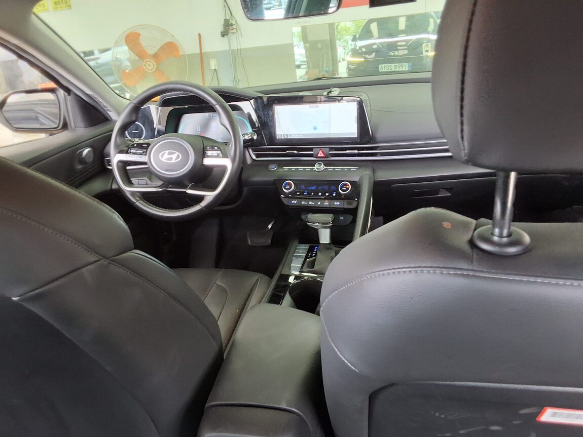 HYUNDAI THE NEW AVANTE (CN7) 1.6 LPI RENTAL CAR MODERN 2024 - zdjęcie 11