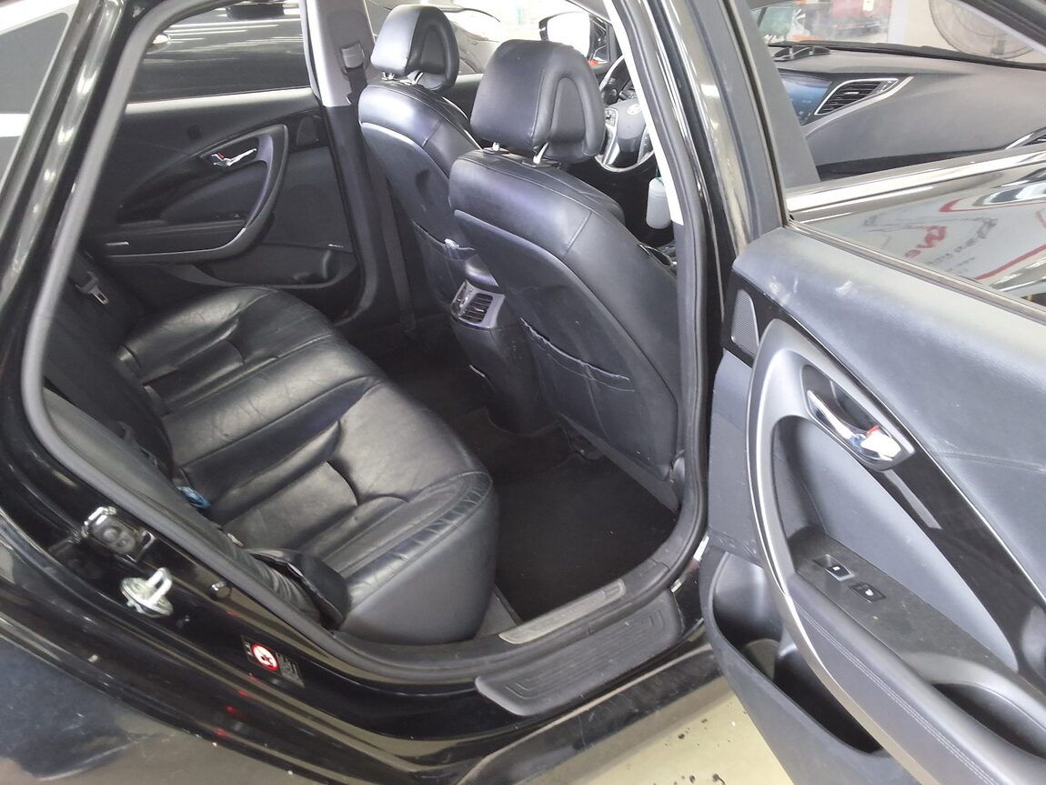 HYUNDAI GRANDEUR HG HG 300 PREMIUM 2015 - zdjęcie 14